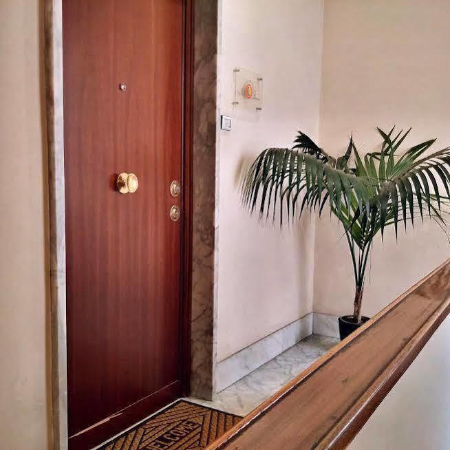 Albadomus Affittacamere O Guesthouse โรม ภายนอก รูปภาพ